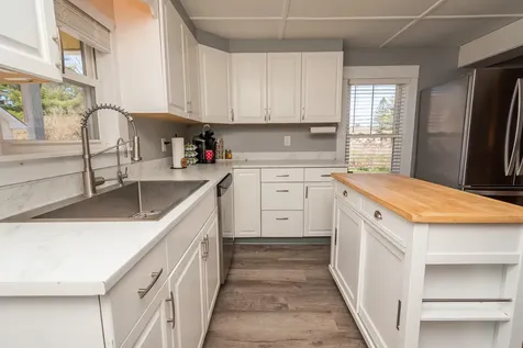 947 W Main Street Dover-foxcroft ME 04426