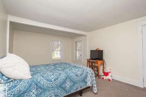947 W Main Street Dover-foxcroft ME 04426
