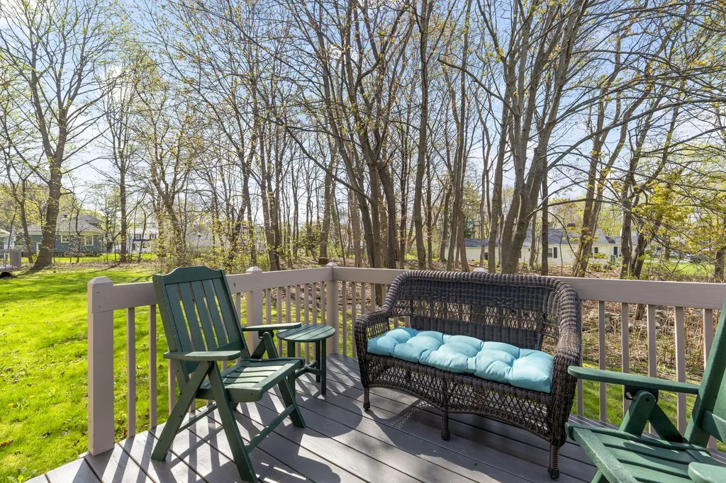 15 Coachlight Lane Portland ME 04102