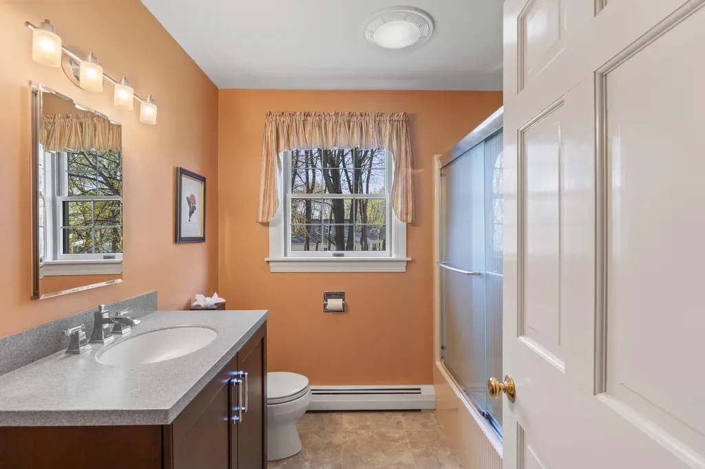 15 Coachlight Lane Portland ME 04102