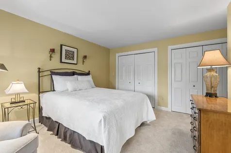 15 Coachlight Lane Portland ME 04102