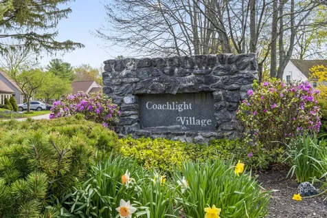 15 Coachlight Lane Portland ME 04102