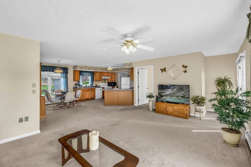 692 River Road Greene ME 04236