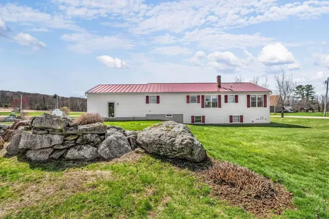 692 River Road Greene ME 04236