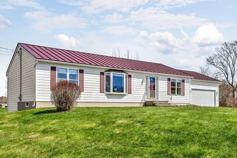 692 River Road Greene ME 04236