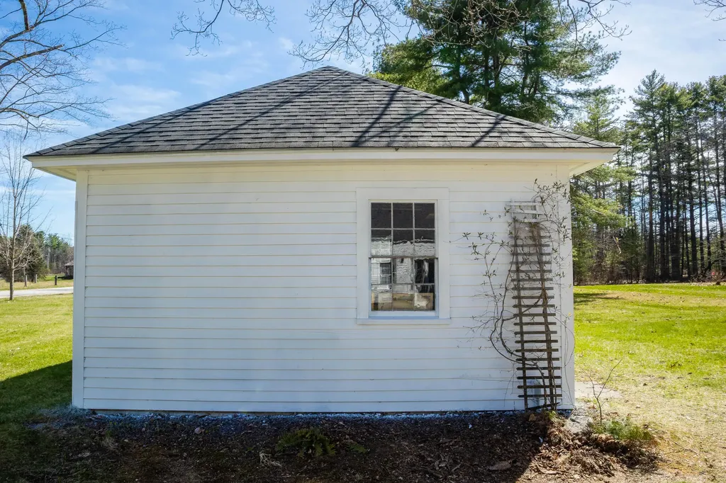 50 Cole Hill Road Standish ME 04084
