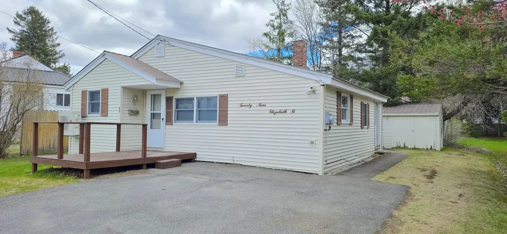 29 Elizabeth Street Presque Isle ME 04769