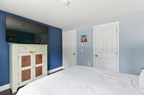 14 Margaret Street Naples ME 04055
