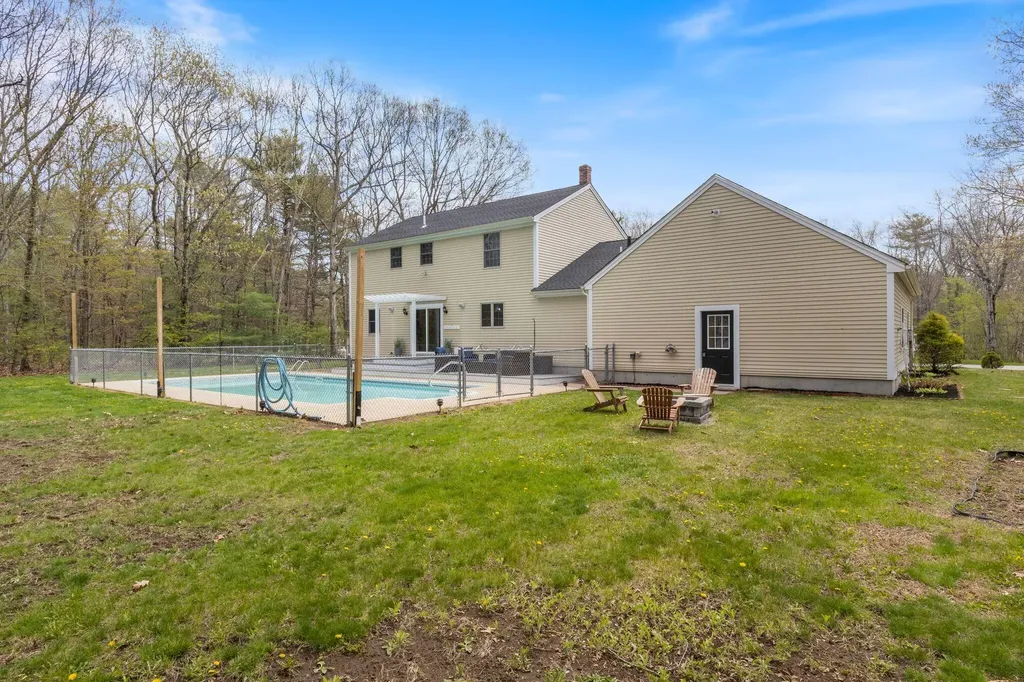 3 Gulliver Drive Sanford ME 04073