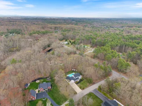 3 Gulliver Drive Sanford ME 04073