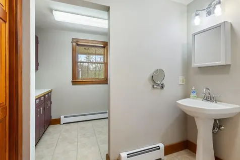 3 Gulliver Drive Sanford ME 04073