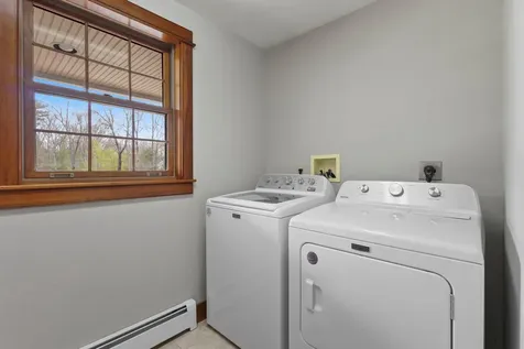3 Gulliver Drive Sanford ME 04073
