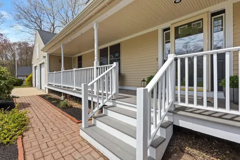 3 Gulliver Drive Sanford ME 04073