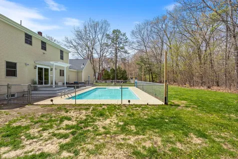 3 Gulliver Drive Sanford ME 04073
