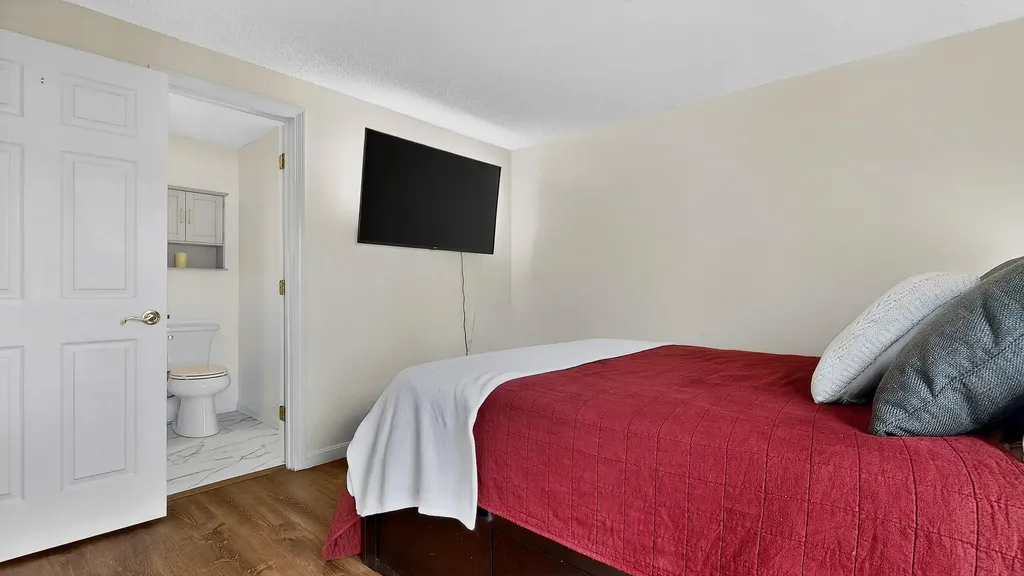 13 Academy Place Saco ME 04072