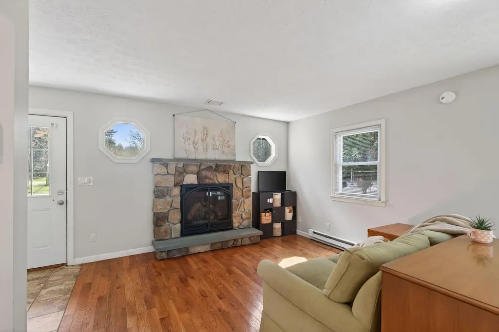 642 Limerick Road Arundel ME 04046