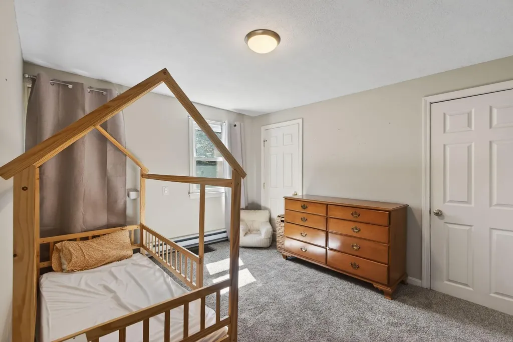 642 Limerick Road Arundel ME 04046