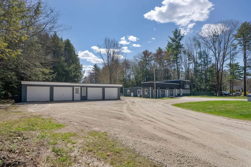 642 Limerick Road Arundel ME 04046