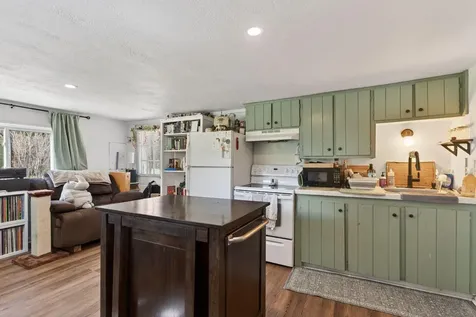 642 Limerick Road Arundel ME 04046