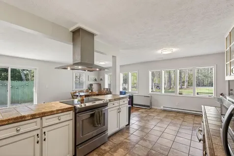 642 Limerick Road Arundel ME 04046