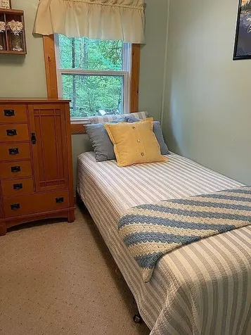 6 Dale Avenue Naples ME 04055