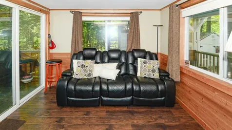 6 Dale Avenue Naples ME 04055