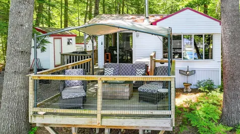 6 Dale Avenue Naples ME 04055
