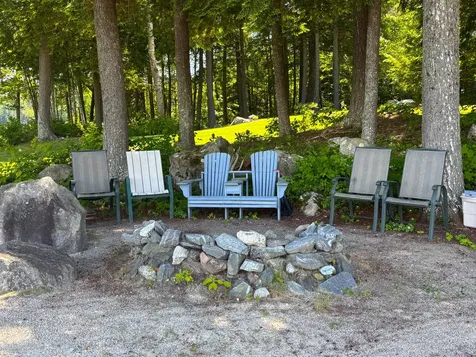 6 Dale Avenue Naples ME 04055