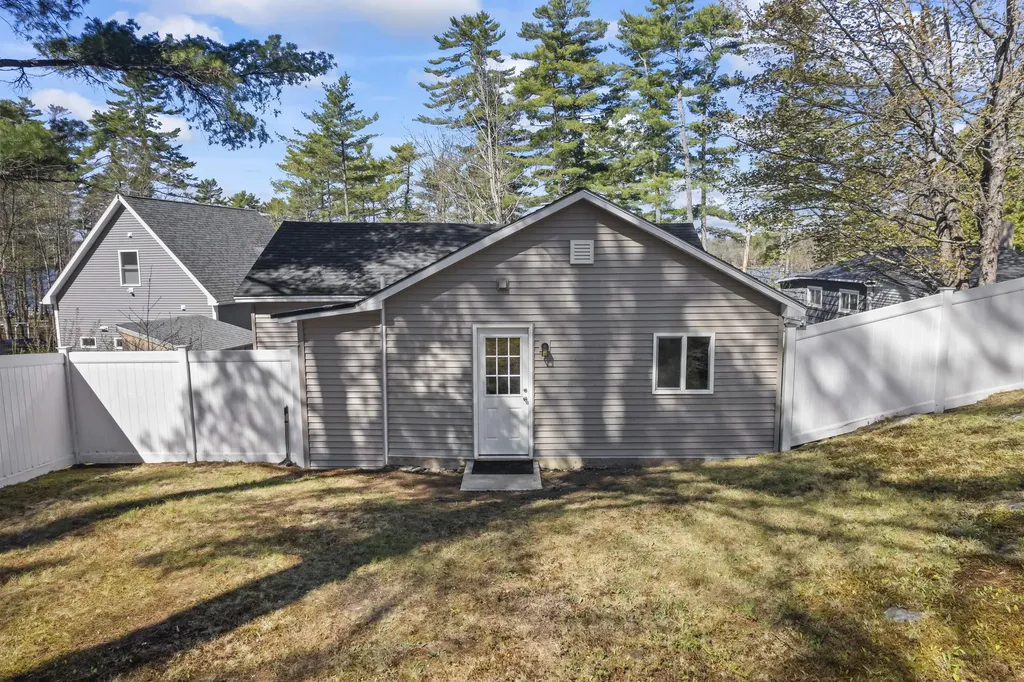 112 Taywood Road Auburn ME 04210