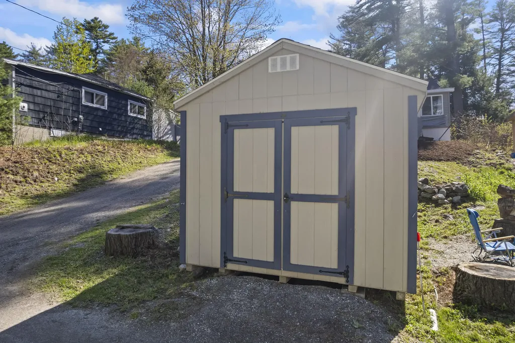 112 Taywood Road Auburn ME 04210