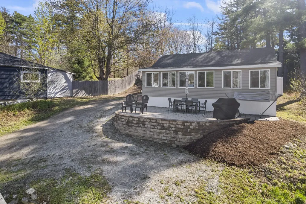 112 Taywood Road Auburn ME 04210