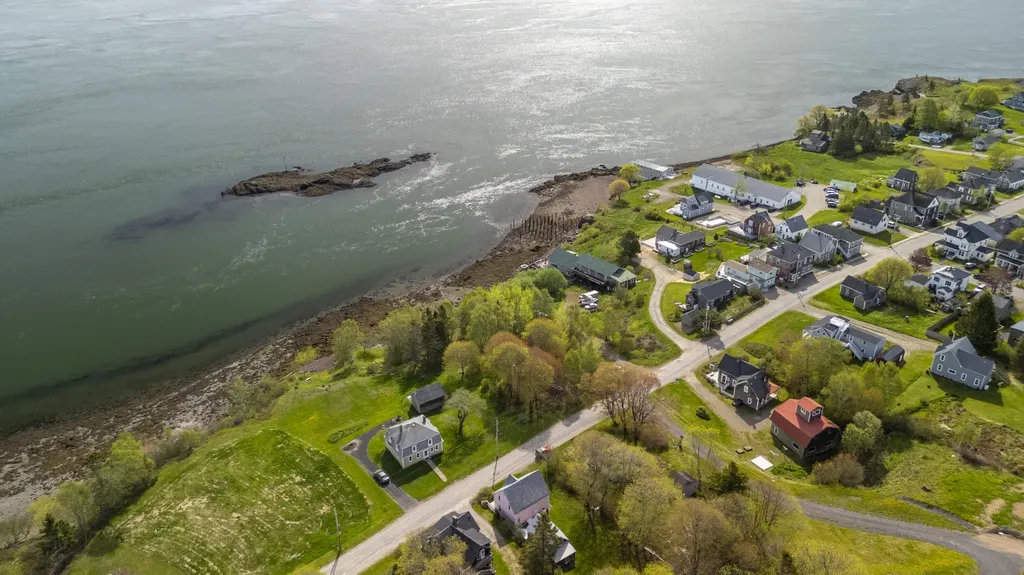 194 Water Street Eastport ME 04631