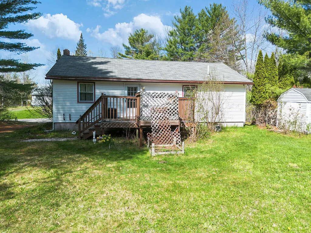 16 Claire Street Augusta ME 04330