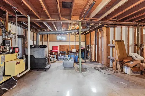 16 Claire Street Augusta ME 04330