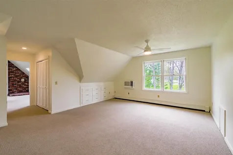 22 Court Street Winslow ME 04901