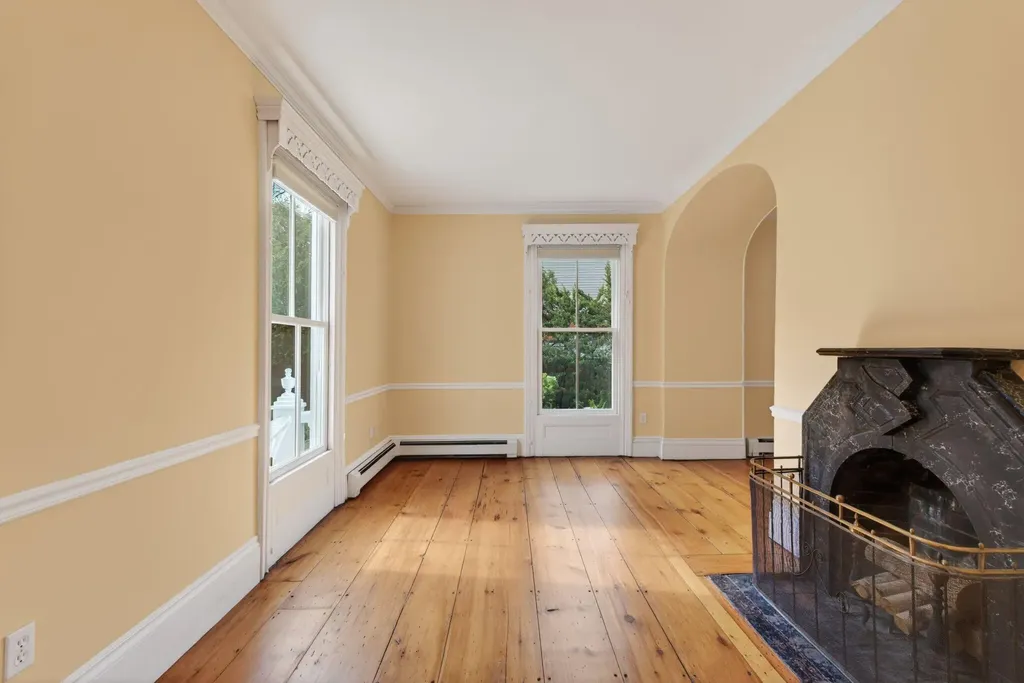 997 Washington Street Bath ME 04530