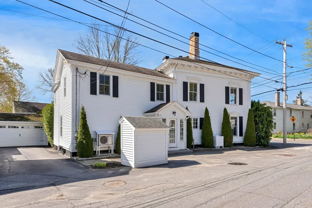 997 Washington Street Bath ME 04530