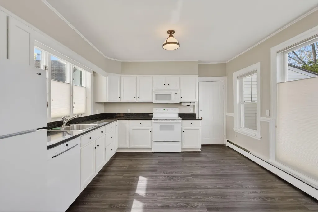 997 Washington Street Bath ME 04530