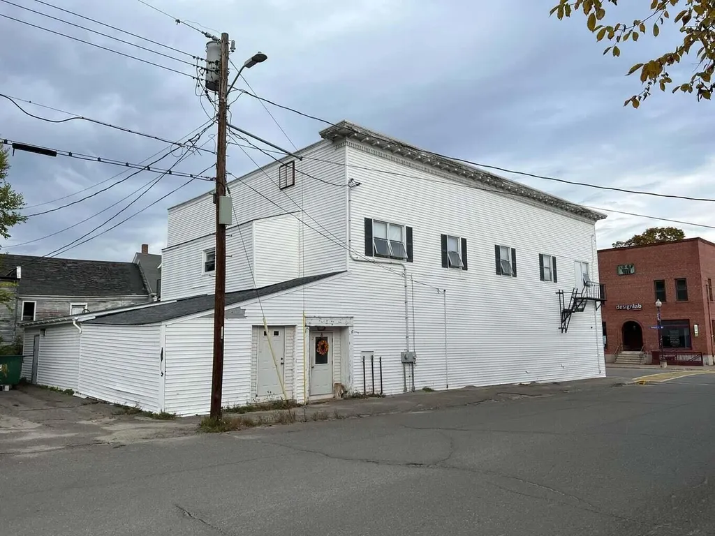 140 Penobscot Avenue Millinocket ME 04462