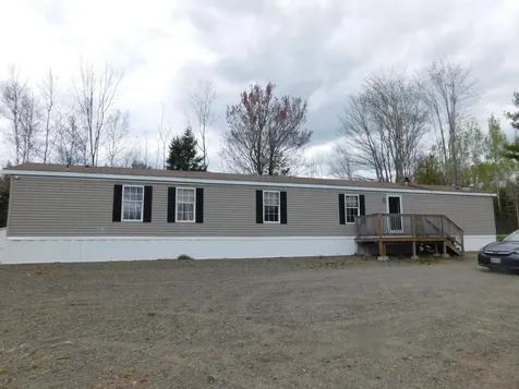 124 Bo's Lane Greenbush ME 04418