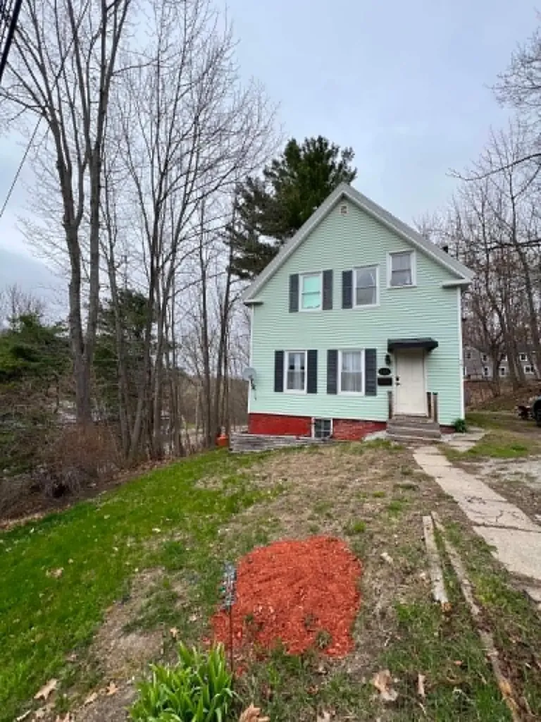 6 Elm Street Gardiner ME 04345