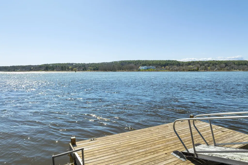 25 S River Road Arrowsic ME 04530