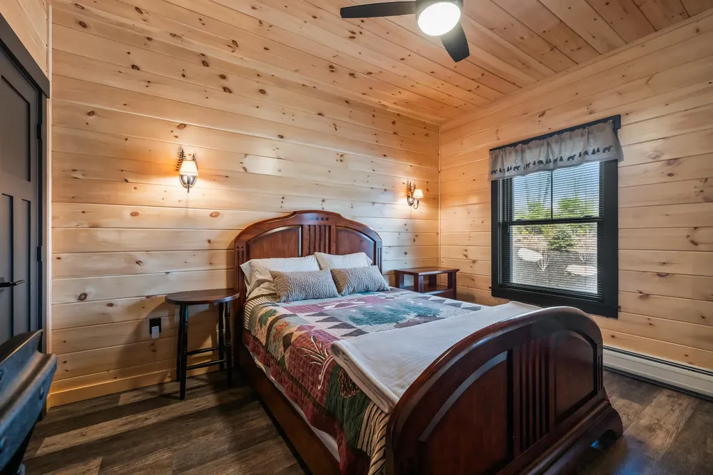 19 Barkies Way Rangeley ME 04970