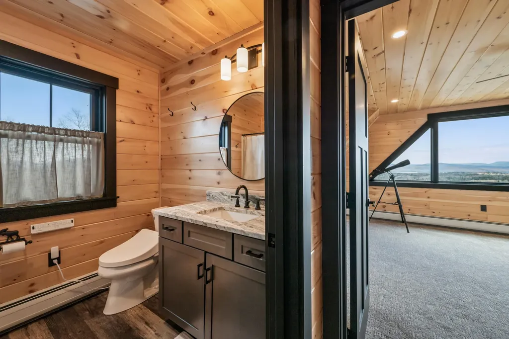 19 Barkies Way Rangeley ME 04970