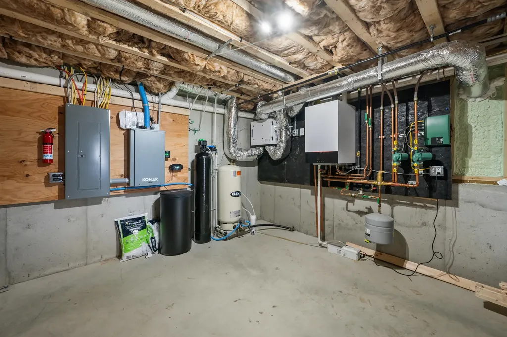 19 Barkies Way Rangeley ME 04970