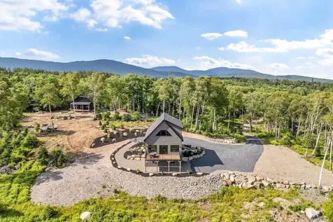 19 Barkies Way Rangeley ME 04970