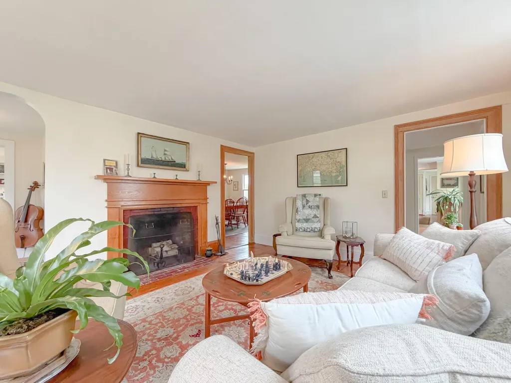 119 Memorial Highway North Yarmouth ME 04097
