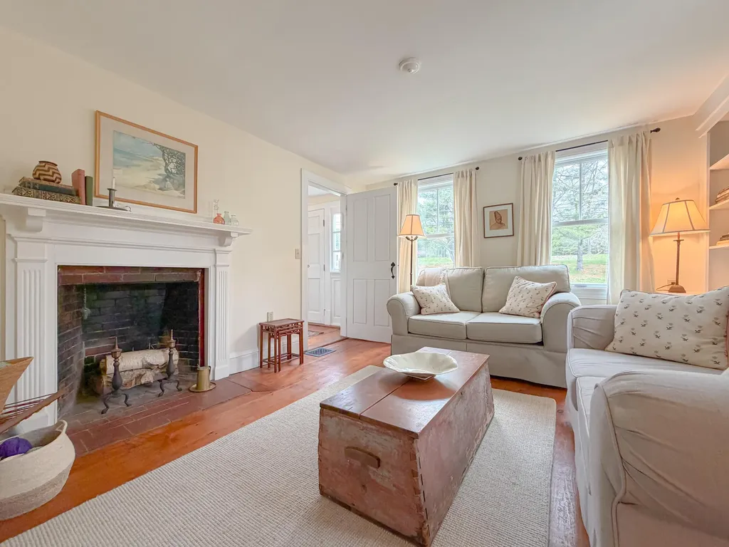 119 Memorial Highway North Yarmouth ME 04097