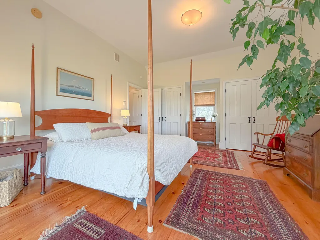 119 Memorial Highway North Yarmouth ME 04097