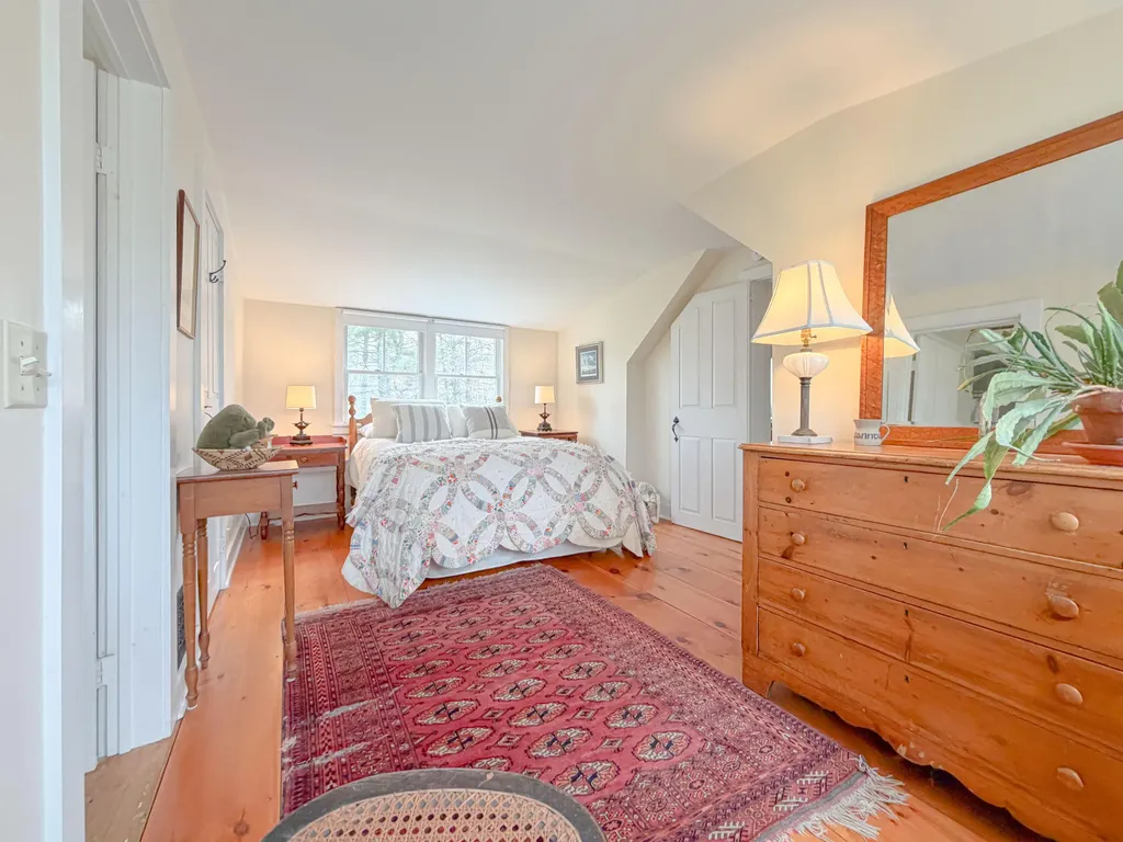 119 Memorial Highway North Yarmouth ME 04097
